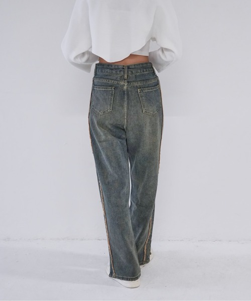 Uenui（ウニュイ）の「【 cunii 】 side line slit wide denim（デニムパンツ・レディース・インディゴブルー/ブルー・M/S/L）」の16枚目の写真