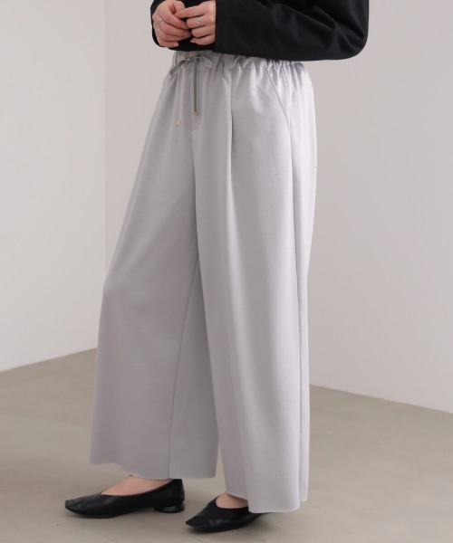 Bou Jeloud(ブージュルード)の「パウンドストレッチセミワイドパンツ(その他パンツ・レディース・アイボリー/オリーブ/チャコールグレー/レッド/グレー/ピンク・FREE)」の4枚目の写真