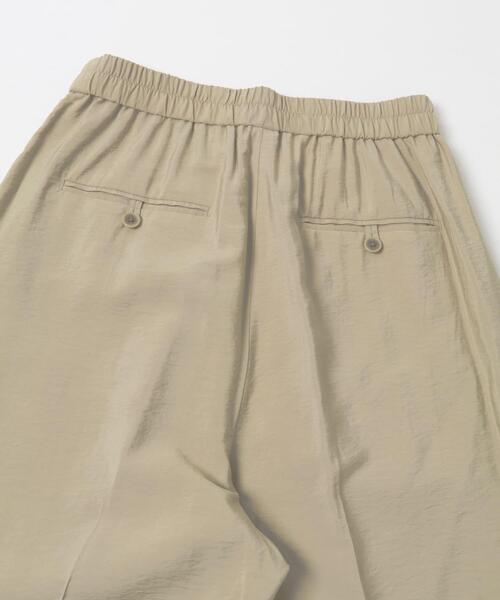 URBAN RESEARCH(アーバンリサーチ)の「『34サイズ/低身長向けも展開』 ポプリンイージーテーパードパンツ(その他パンツ・レディース・ベージュ/ブラック/グリーン系その他・38/40/36/34)」の13枚目の写真
