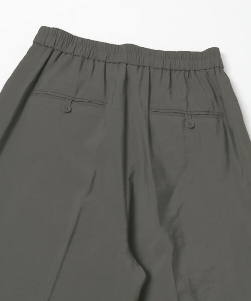 URBAN RESEARCH(アーバンリサーチ)の「『34サイズ/低身長向けも展開』 ポプリンイージーテーパードパンツ(その他パンツ・レディース・ベージュ/ブラック/グリーン系その他・38/40/36/34)」の22枚目の写真