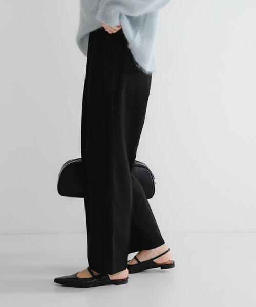 URBAN RESEARCH（アーバンリサーチ）の「『34サイズ/低身長向けも展開』 ポプリンイージーテーパードパンツ（その他パンツ・レディース・ベージュ/ブラック/グリーン系その他・38/40/36/34）」の16枚目の写真