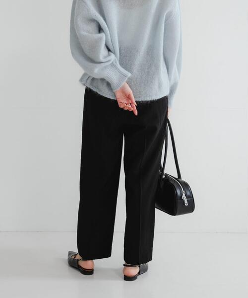 URBAN RESEARCH（アーバンリサーチ）の「『34サイズ/低身長向けも展開』 ポプリンイージーテーパードパンツ（その他パンツ・レディース・ベージュ/ブラック/グリーン系その他・38/40/36/34）」の18枚目の写真