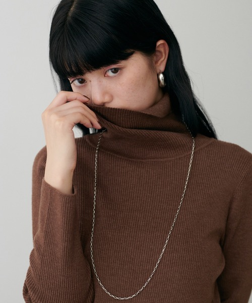 LARUTA(ラルータ)の「【LARUTA】ベーシックリブタートル(ニット/セーター・レディース・チャコールグレー/モカ/パープル/ブラウン/レッド/ライトグレー/ネイビー・FREE)」の4枚目の写真