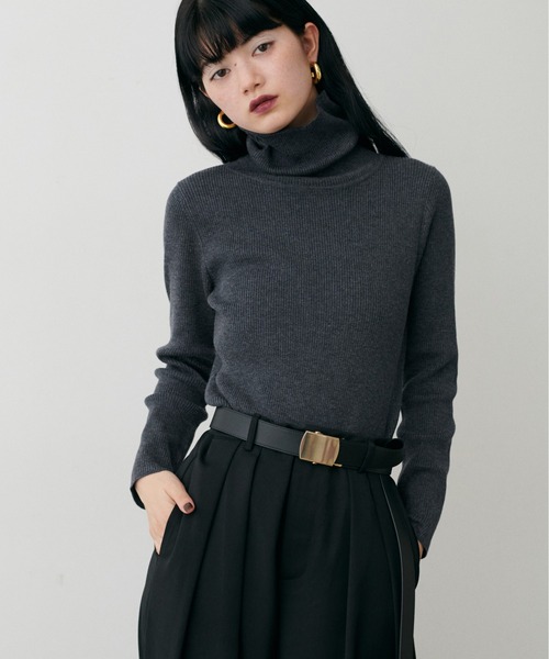 LARUTA(ラルータ)の「【LARUTA】ベーシックリブタートル(ニット/セーター・レディース・チャコールグレー/モカ/パープル/ブラウン/レッド/ライトグレー/ネイビー・FREE)」の12枚目の写真