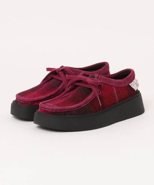 Clarks(クラークス)の「Clarks クラークス TORVIEW W【Clarks 200周年記念モデル/HARRIS TWEED(ハリスツイード)】レディースシューズ(トービューW) 26184947 プラムインタレスト(モカシン/デッキシューズ・レディース・レッド・23.5cm/24.0cm/23.0cm)」の1枚目の写真