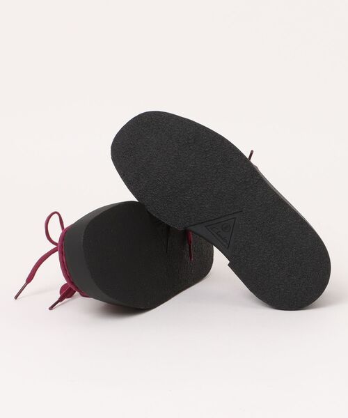 Clarks(クラークス)の「Clarks クラークス TORVIEW W【Clarks 200周年記念モデル/HARRIS TWEED(ハリスツイード)】レディースシューズ(トービューW) 26184947 プラムインタレスト(モカシン/デッキシューズ・レディース・レッド・23.5cm/24.0cm/23.0cm)」の4枚目の写真