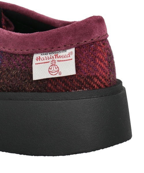 Clarks(クラークス)の「Clarks クラークス TORVIEW W【Clarks 200周年記念モデル/HARRIS TWEED(ハリスツイード)】レディースシューズ(トービューW) 26184947 プラムインタレスト(モカシン/デッキシューズ・レディース・レッド・23.5cm/24.0cm/23.0cm)」の2枚目の写真