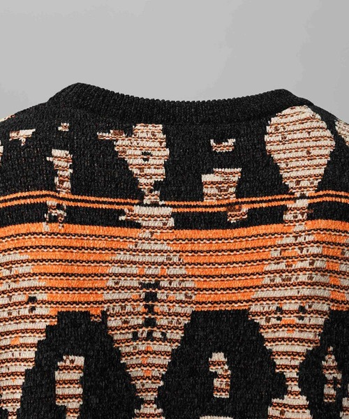 MAISON SPECIAL（メゾンスペシャル）の「《UNISEX》Rug Pattern Mall Yarn Jacquard Prime-Over Crew Neck Knit Pullover/ラグパターンモールヤーンジャガードプライムオーバークルーネックニットプルオーバー【MAISON SPECIAL/メゾンスペシャル】（ニット/セーター・メンズ・パープル/ブラウン・0/1/2）」の5枚目の写真