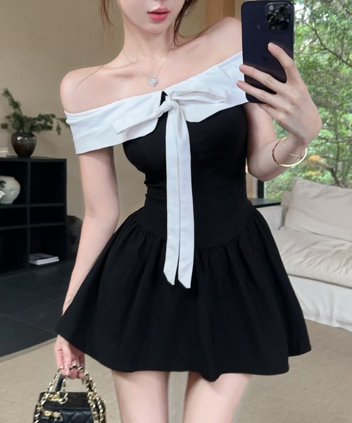 NoBelle(ノベル)の「フロントリボン オフショル ワンピース(ワンピース・レディース・ブラック・M/S)」の1枚目の写真