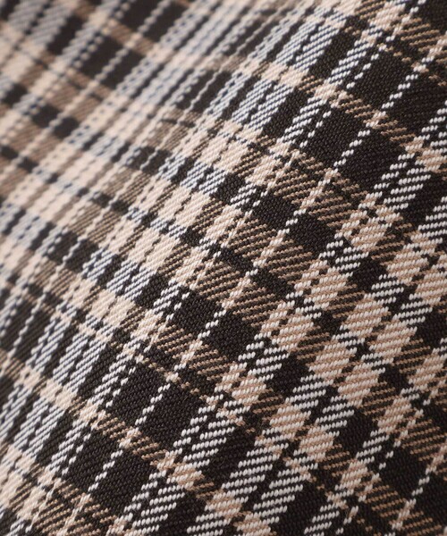 Noeil aime BeBe(ノイユエイムベベ)の「タータンチェックxインレイ切り替えパンツ(その他パンツ・キッズ・グリーン系その他/ベージュ系その他・120cm/110cm/130cm/100cm)」の16枚目の写真