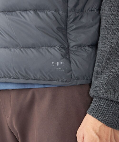 SHIPS（シップス）の「【WEB限定/SHIPS別注】TAION:〈手洗い可能〉ハイネック ダブルジップ ニットスリーブダウンジャケット（ダウンジャケット/コート・メンズ・ブラック/ダークグレー/ネイビー・SMALL/MEDIUM/LARGE/X-LARGE）」の8枚目の写真