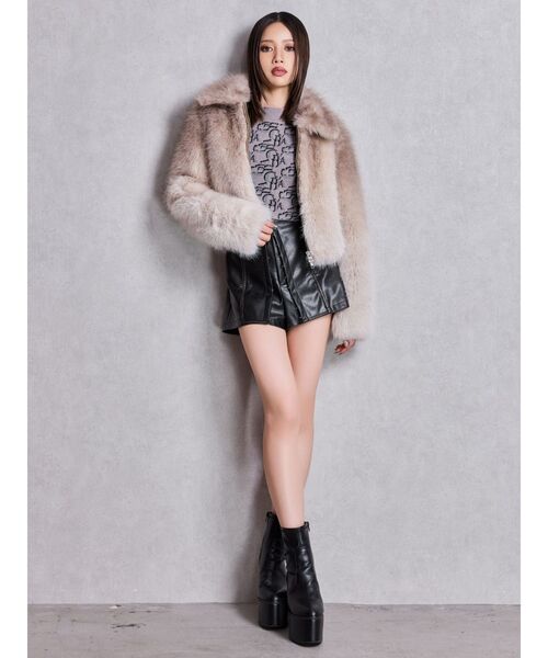 GYDA(ジェイダ)の「グラデーションECO FURコート(ダウンジャケット/コート・レディース・ブラウン/グレー・FREE)」の9枚目の写真