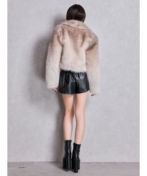 GYDA(ジェイダ)の「グラデーションECO FURコート(ダウンジャケット/コート・レディース・ブラウン/グレー・FREE)」の10枚目の写真