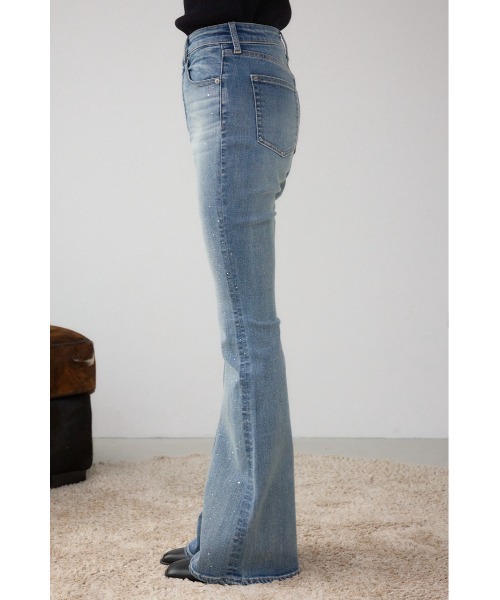 AZUL DENIM ラインストーンフレアデニム（デニムパンツ）｜AZUL BY