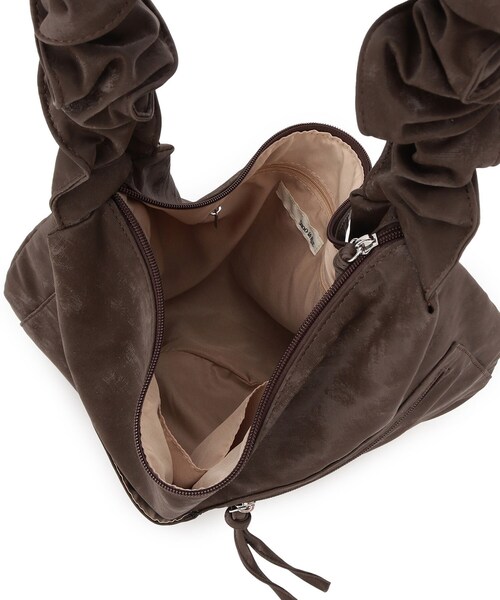 SHOO・LA・RUE（シューラルー）の「ハンドルフリルショルダーバッグ（ショルダーバッグ・レディース・キャメル/ブラック/ブラウン系その他・00）」の18枚目の写真