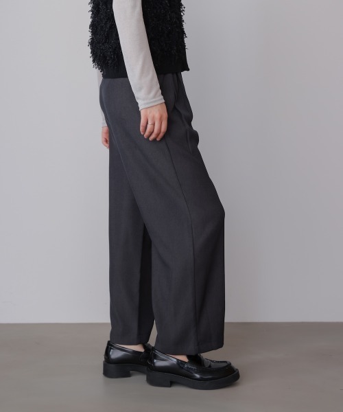 Bou Jeloud(ブージュルード)の「エステルゆるテーパード(その他パンツ・レディース・チャコールグレー/ホワイト系その他・38)」の21枚目の写真