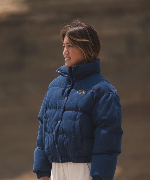 BILLABONG(ビラボン)の「BILLABONG レディース DENIM PUFF JACKET ジャケット 【2025年秋冬モデル】 @autumn/ビラボン中綿デニムパフジャケット(ダウンジャケット/コート・レディース・インディゴブルー/ブルー・LARGE/MEDIUM)」の12枚目の写真