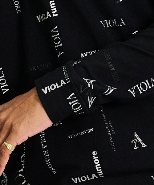 VIOLA(ヴィオラ)の「『VIOLA rumore/ヴィオラ ルモーレ』総柄プリント入りVネック長袖カットソー(Tシャツ/カットソー・メンズ・ホワイト/ブラック×シルバー/ブラック×ゴールド・XL/L/M)」の15枚目の写真
