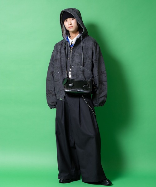 a.p.o.v.(エーピーオービー)の「a.p.o.v. カモフラデニムオーバーサイズ短丈フードブルゾンジャケット(ブルゾン・メンズ・チャコール/カーキ・ONESIZE)」の9枚目の写真