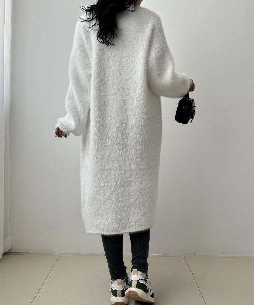 maison de LATIR(メゾンドラティール)の「ふわふわロングシャギーニットカーディガン(ニット/セーター・レディース・ピンク/ホワイト/グレー/ブラック・FREE)」の12枚目の写真