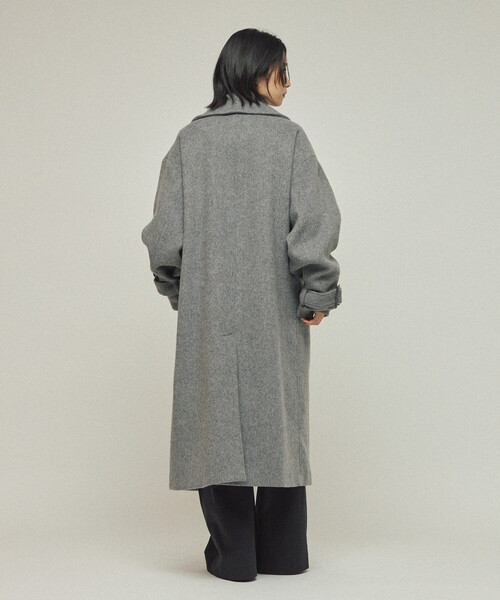 Firsthand（ファーストハンド）の「Firsthand/ファーストハンド オーバーサイズ リサイクルウールコート（ステンカラーコート・レディース・チャコールグレー/ネイビー/オフホワイト・ﾌﾘ-）」の8枚目の写真