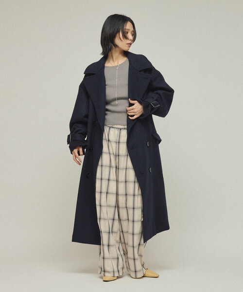 Firsthand（ファーストハンド）の「Firsthand/ファーストハンド オーバーサイズ リサイクルウールコート（ステンカラーコート・レディース・チャコールグレー/ネイビー/オフホワイト・ﾌﾘ-）」の21枚目の写真