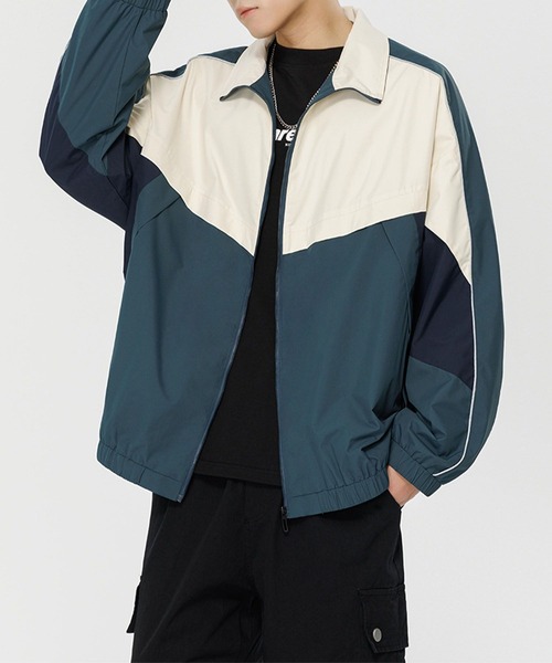 aimoha(アイモハ)の「リフレクターパイピング マルチカラーマウンテンパーカー/Reflective piping multicolor mountain parka(マウンテンパーカー・メンズ・グリーン/ブラウン/ブラック・X-LARGE/MEDIUM/LARGE)」の2枚目の写真