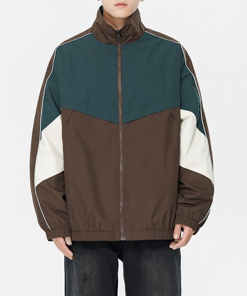 aimoha(アイモハ)の「リフレクターパイピング マルチカラーマウンテンパーカー/Reflective piping multicolor mountain parka(マウンテンパーカー・メンズ・グリーン/ブラウン/ブラック・X-LARGE/MEDIUM/LARGE)」の17枚目の写真
