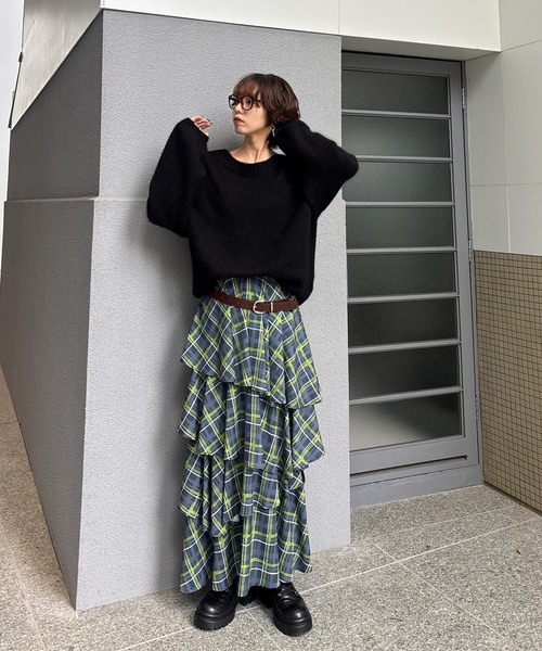 Ameri(アメリ)の「HANDWRITING CHECK TIERED SKIRT(スカート・レディース・ベージュ/ネイビー・SMALL/MEDIUM)」の8枚目の写真