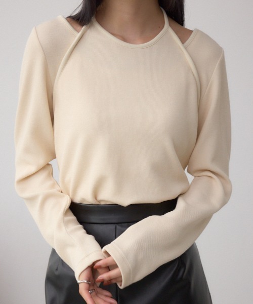 AZUL by moussy（アズールバイマウジー）の「ホルターレイヤードトップス（Tシャツ/カットソー・レディース・アイボリー/ブラック/ブラウン・FREE）」の2枚目の写真