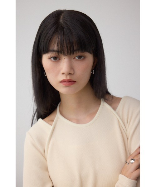 AZUL by moussy（アズールバイマウジー）の「ホルターレイヤードトップス（Tシャツ/カットソー・レディース・アイボリー/ブラック/ブラウン・FREE）」の5枚目の写真