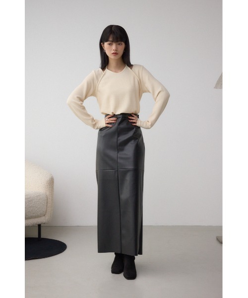 AZUL by moussy（アズールバイマウジー）の「ホルターレイヤードトップス（Tシャツ/カットソー・レディース・アイボリー/ブラック/ブラウン・FREE）」の7枚目の写真