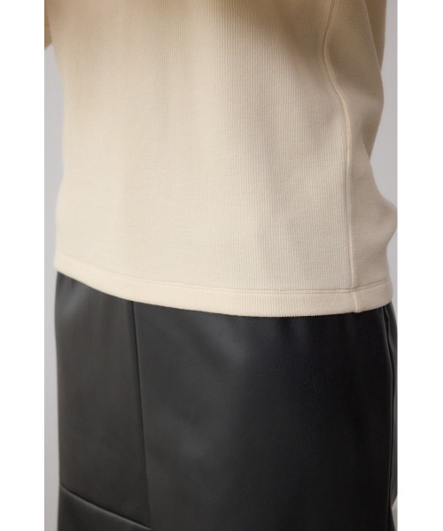 AZUL by moussy（アズールバイマウジー）の「ホルターレイヤードトップス（Tシャツ/カットソー・レディース・アイボリー/ブラック/ブラウン・FREE）」の15枚目の写真