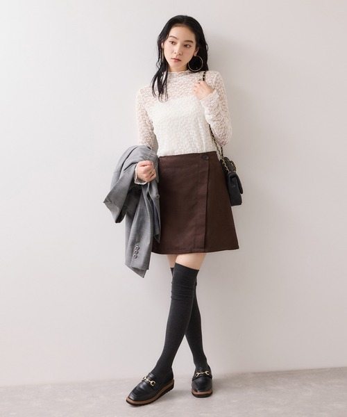 VIS（ビス）の「レースプチハイネックインナープルオーバー（Tシャツ/カットソー・レディース・オフホワイト/ブラック/サックスブルー・FREE）」の6枚目の写真