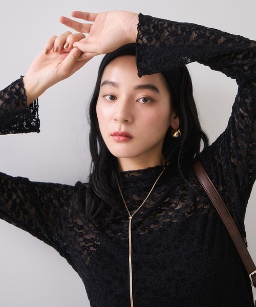 VIS（ビス）の「レースプチハイネックインナープルオーバー（Tシャツ/カットソー・レディース・オフホワイト/ブラック/サックスブルー・FREE）」の12枚目の写真