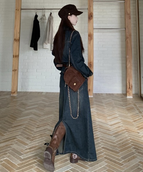 FAVORITO(ファヴォリート)の「襟付きベルト付きデニムワンピース(ワンピース・レディース・ダークブルー・S/M/L)」の2枚目の写真