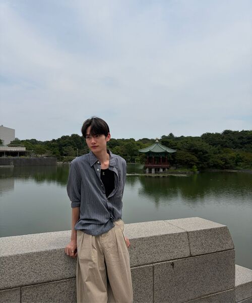 DNSR（ディーエヌエスアール）の「ベルト付きヘリンボーンパンツベージュ（その他パンツ・メンズ・その他・SMALL/MEDIUM/LARGE/X-LARGE）」の3枚目の写真