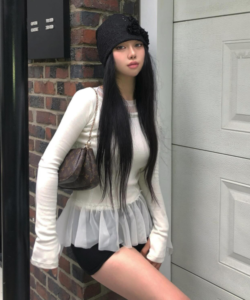 FLAREUP(フレアアップ)の「Layered Lace Frill Long Sleeve (FL-137_Cream)(Tシャツ/カットソー・レディース・Cream・OS)」の10枚目の写真