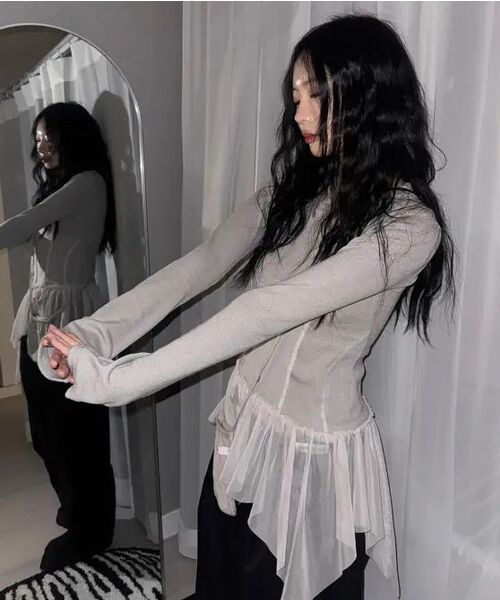 FLAREUP(フレアアップ)の「Layered Lace Frill Long Sleeve (FL-137_Cream)(Tシャツ/カットソー・レディース・Cream・OS)」の15枚目の写真