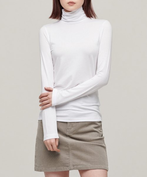 MUSINSA STANDARD WOMAN（ムシンサスタンダードウーマン）の「ウィメンズテンセルスリムタートルネックTシャツ[ホワイト]（Tシャツ/カットソー・レディース・その他・SMALL/MEDIUM/LARGE/X-LARGE/X-SMALL）」の16枚目の写真