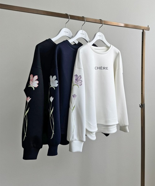LHELBIE（レルビエ）の「フラワーダンボールトップス（その他トップス・レディース・オフホワイト/ブラック/ネイビー・M）」の4枚目の写真