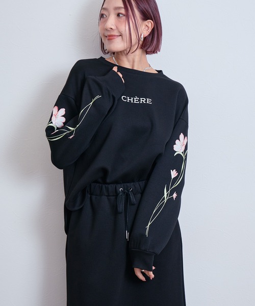 LHELBIE（レルビエ）の「フラワーダンボールトップス（その他トップス・レディース・オフホワイト/ブラック/ネイビー・M）」の13枚目の写真