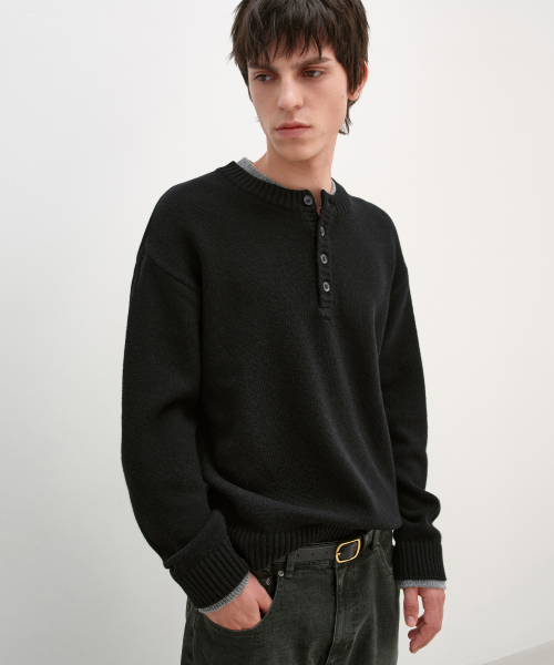 INSILENCE(インサイロンス)の「ダブルレイヤードヘンリーネックニット ブラック(ニット/セーター・レディース・その他・LARGE/SMALL/MEDIUM)」の1枚目の写真