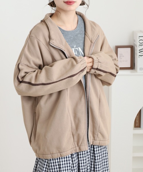 Arinomama(アリノママ)の「Arinomama 裏起毛 サイドラインブルゾン(ブルゾン・レディース・ブラック系/グレイッシュベージュ/アイボリー/ボルドー・FREE)」の4枚目の写真