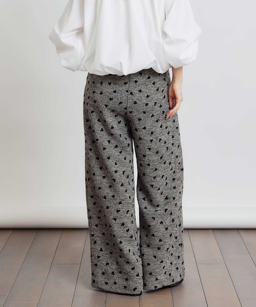 PICCIN（ピッチン）の「【セットアップ可能】フロッキーハートヘリンボーンパンツ（その他パンツ・レディース・モカ/ベージュ・M）」の5枚目の写真