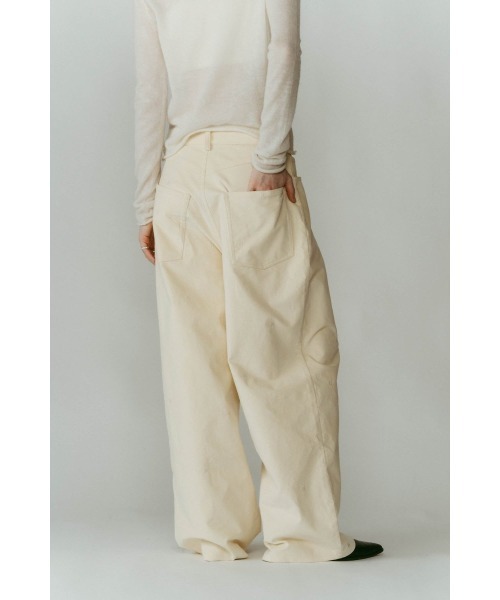 Knuth Marf（クヌースマーフ）の「K motif velveteen pants(unisex)（その他パンツ・レディース・グリーン系その他/ブラック/アイボリー・X-SMALL/SMALL/MEDIUM）」の6枚目の写真