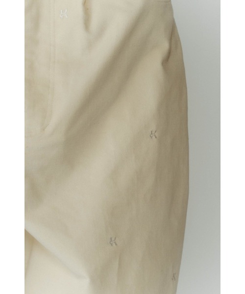 Knuth Marf（クヌースマーフ）の「K motif velveteen pants(unisex)（その他パンツ・レディース・グリーン系その他/ブラック/アイボリー・X-SMALL/SMALL/MEDIUM）」の8枚目の写真