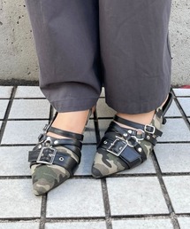 3.3 Field Trip （3.3フィールドトリップ）の「3.3 Field Trip/ベルトデザインミュール（パンプス）」