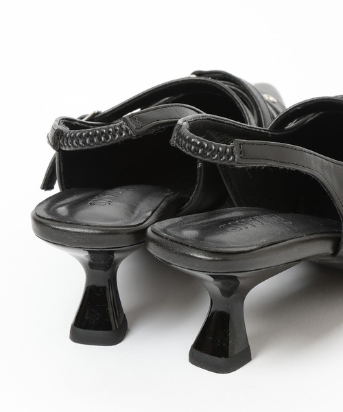 3.3 Field Trip （3.3フィールドトリップ）の「3.3 Field Trip／ベルトデザインミュール（パンプス・レディース・オフホワイト/ブラック/カモフラージュ/グレー系カモフラージュ/その他2・MEDIUM/LARGE）」の6枚目の写真