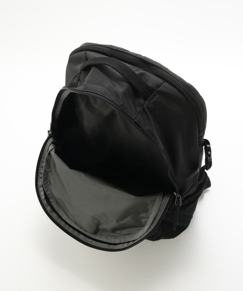 patagonia（パタゴニア）の「Patagonia Refugio Day Pack 26L（ショルダーバッグ・メンズ・ブラック・FREE）」の14枚目の写真